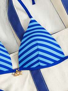 Bonvoyette Bộ bikini gợi cảm kẻ sọc phối màu, kiểu cổ yếm hở lưng, cúp ngực tam giác, thích hợp cho kỳ nghỉ hè. - Màu xanh lam - Xem 5
