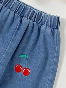 SHEIN Vintaside Kids 2件/組少女休閒蝴蝶結裝飾荷葉袖T恤與櫻桃刺繡牛仔褲套裝，適合戶外、生日派對穿著 - 彩色 - 查看 4