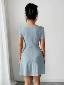 Elenzga Novo Vestido Mini Justo com Amarração na Frente, Estampa Jacquard de Tricô Creme, Sexy para Verão - Azul bebê - Visão 4