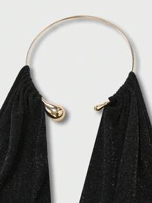 Franclia Vestido de coquetel elegante feminino preto liso, modelo 2026, com decote em V sexy e alças no pescoço, adornado com argola metálica. Ideal para festas noturnas, coquetéis, bares e para usar no dia a dia. - Preto - Ver 7