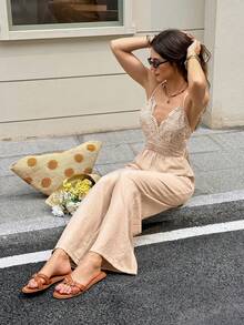 Serisse Bộ jumpsuit nữ thời trang đi nghỉ mát, phối ren, buộc dây, hở lưng. - Màu be - Xem 5