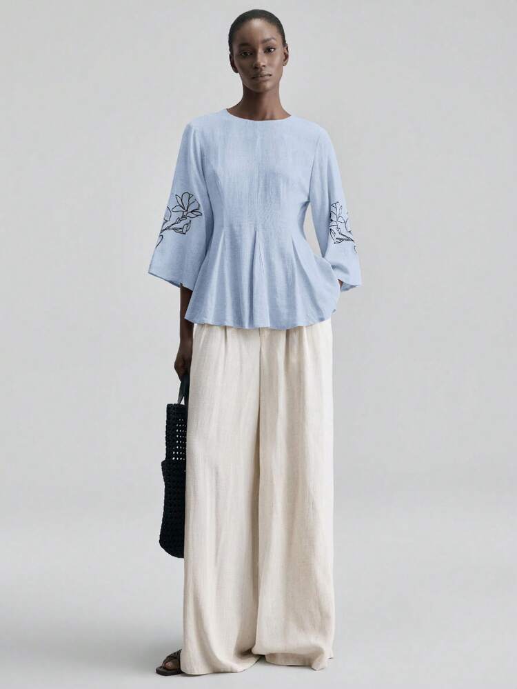 2026SS New Women's Shirt, Embroidered, Contrast Embroidery, Flared Sleeves, Waist Cinched, Round Neck, Casual Waist Shirt For Spring/Summer, Independence Day, Urban Chic, Minimalist Fashion Commute, Wedding Guest Attire, Holiday Outfit, Romantic Valentine's Day, Design Sense, Elegant, Teacher's Day Outfit, Tea Party Clothing, Party Wear, Casual Loose Daily Women's Bestseller Solid Color, Office Outfit, Holiday Wear, Back To School Light Vacation Style, Daily Wear, Women's Spring/Summer Casual, Fashionable Versatile A-Line Shirt