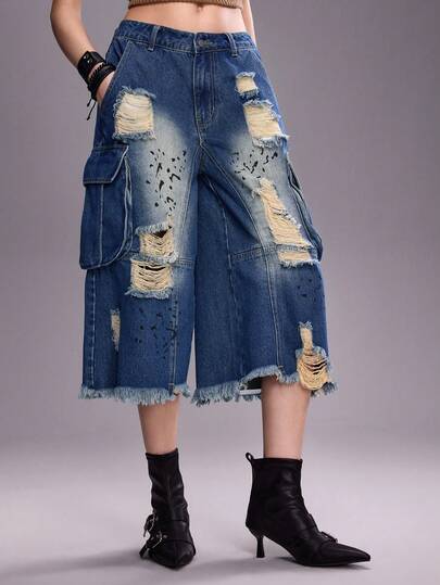 ROMWE Grunge Punk Yazlık Yeni Kadın Yırtık ve Eskitilmiş Kot Pantolon, Bol Kesim Geniş Paçalı Düz Kesim Kot Kapri Pantolon, Kargo Cepli ve Püsküllü Kenar Süslemeli