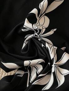 SHEIN CURVE+ Celana Kasual Wanita Ukuran Besar Bermotif, Cocok untuk Semua Musim Gugur - Hitam dan Putih - View 4