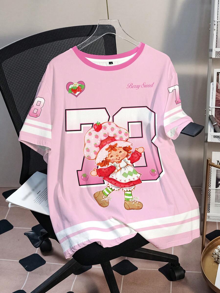 Strawberry Shortcake X SHEIN تي شيرت كاجوال بياقة دائرية وأكمام قصيرة مطبوع عليه شخصيات كرتونية، مقاسات كبيرة، صيفي - أبيض - مشاهدة 1