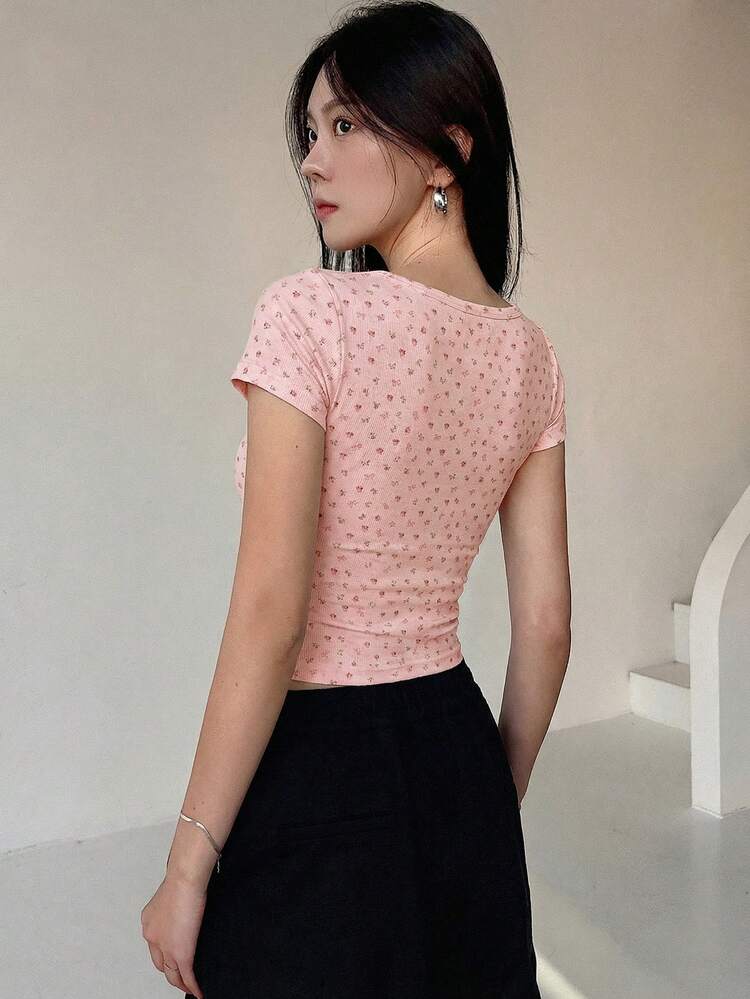 Women's Floral Button Half-Placket Short Sleeve Casual T-Shirt Cute Tops