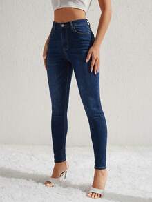 SHEIN Essnce 斜口袋紧身牛仔裤，女士休闲纽扣、口袋、拉链高腰紧身长款深色洗水紧身女式牛仔裤，春/秋，休闲日常穿着 - 深色水洗藍 - 查看 4