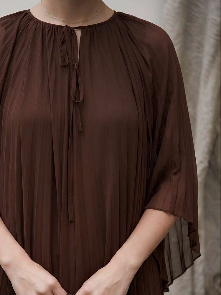 Women's Brown Wrinkle-Resistant Chiffon Fabric Comfortable Flowy Round Neck Batwing 3/4 Sleeve Design With Pleated Skirt, Keyhole Neckline, Bow Tie Decor, Elegant Urban Casual Business Dress, High-Quality Airport Outfit Bohemian Style Vacation Outfits Seaside Women's Clothing All-Season Versatile Modern Urban Fashion Business Casual Women's Wear Office Attire Understated Old-Money Style, Elegant And Sophisticated, High-Quality Commuter And Airport Clothes High-End, Elegant, Old-Fashioned Cruise Attire For Wedding Guests