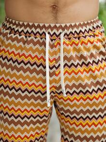 VENTUSAIL Men's Drawstring Waist Wavy Pattern Casual Versatile Daily Wear Shorts - Khaki - View 5