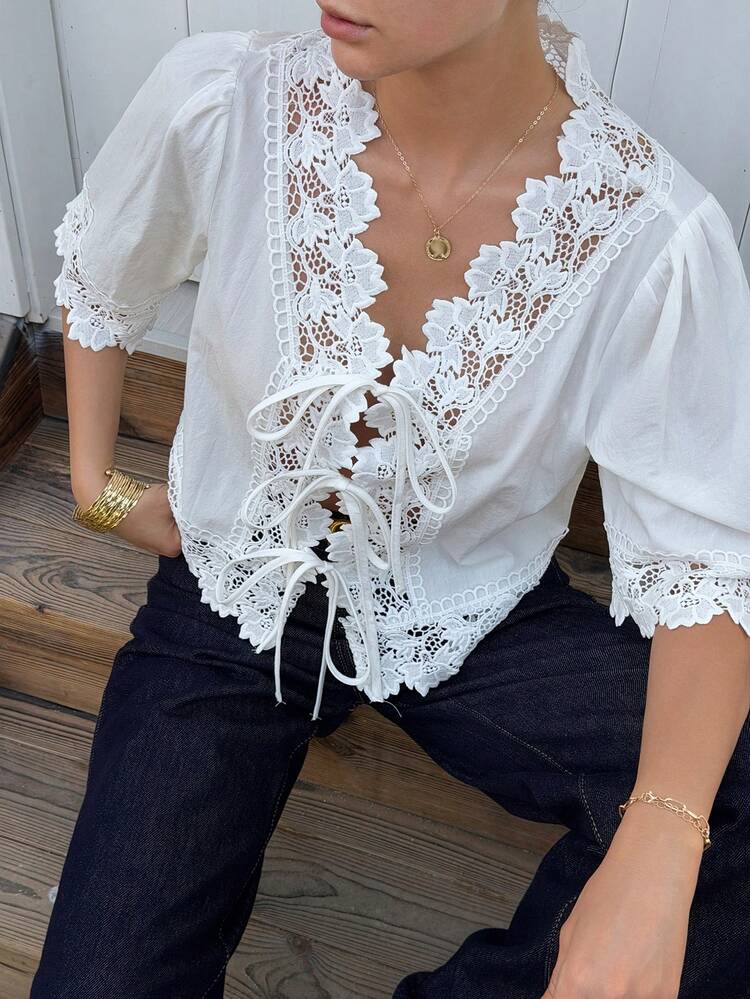 Women's Lace Patchwork Tie-Up Short Sleeve Elegant Summer Blouse