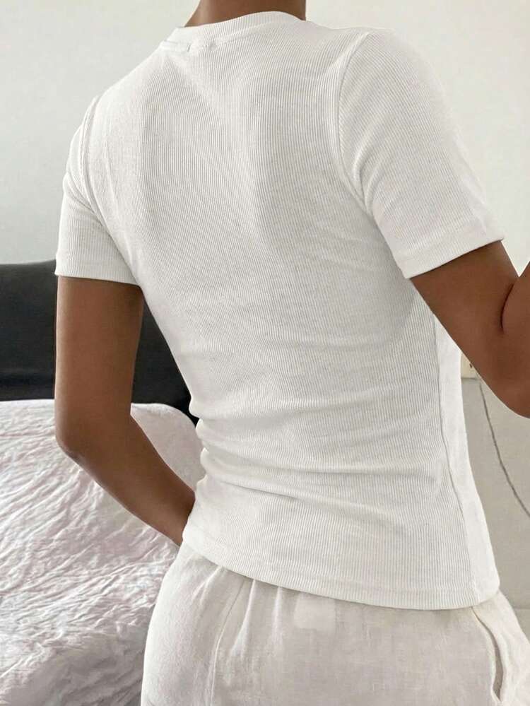 Women's Summer Fitted Regular Shoulder Short Sleeve Casual T-Shirt