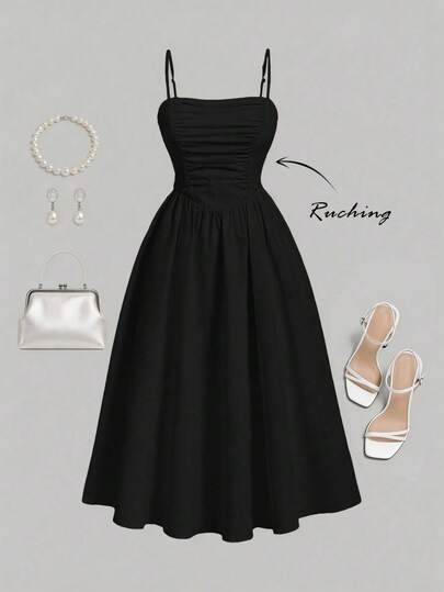 SHEIN MOD Đầm hai dây xếp ly màu trơn dáng rộng dành cho nữ cỡ lớn, thích hợp mặc mùa hè.