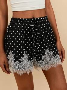 Travachic Quần short nữ màu đen chấm bi phối ren phong cách casual thanh lịch đa năng mặc hàng ngày hẹn hò du lịch Tulum, mẫu mới 2026, quần short ren nữ, quần short mùa hè, quần short đi lễ hội, họa tiết thời trang - màu đen - Xem 5
