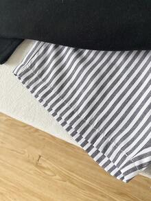Playful Pals Bộ 2 món cho bé trai, gồm áo thun cổ tròn tay raglan in họa tiết thoải mái và quần short kẻ sọc, thích hợp cho hoạt động ngoài trời và mặc hàng ngày vào mùa xuân/hè. - màu đen - Xem 8