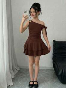 Firerie Kids Firerie Kids 少女休闲不对称肩部褶皱金属玫瑰装饰无袖蛋糕裙，优雅公主风，正式场合，姐妹装，派对礼服，生日姐妹装，适合女孩日常穿着、节日、家庭聚会和特殊场合，姐妹装风格，春夏度假，可爱、优雅、甜美、复古、时尚。母女装、姐妹装。 - 棕色 - 查看 7