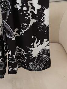 SHEIN 2pcs Men's Minimalist Fashion Letter & Game Console Print Short Sleeve T-Shirt And Shorts Pajama Set - Black - View 4