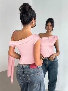 Aloruh Black Chicken Eye Decor Asymmetric Shoulder Sleeveless Solid Color Knit T-Shirt - Baby Pink - View 2