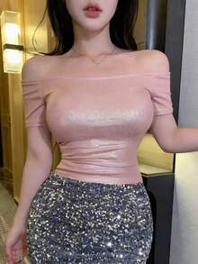 DAZY 女款夏季深V領修身短袖亮粉色緊身休閒T恤露肩上衣外出穿搭上衣 - 粉色 - 查看 6