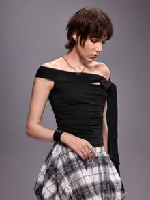 ROMWE Top ajustado de mujer con hombros descubiertos, cordones laterales y drapeado - Negro - Ver 5