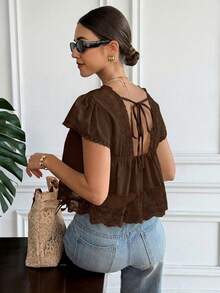 Serisse Áo kiểu nữ tay ngắn dáng rộng, màu trơn, phối ren tương phản. - Cà phê nâu - Xem 3