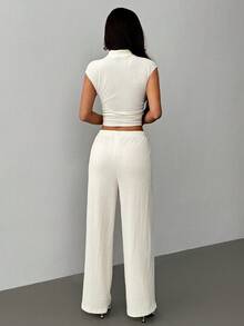 SHEIN PETITE 2件組女款夏季米色純色立領百褶襯衫與長褲套裝，休閒場合舒適上班度假居家服，適合嬌小女性 - 杏色 - 查看 2