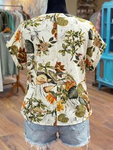 SHEIN LUNE Plus Size Women Vintage Print Short Sleeve V-Neck Button Down Loose Blouse, Spring/Summer - Apricot - View 2