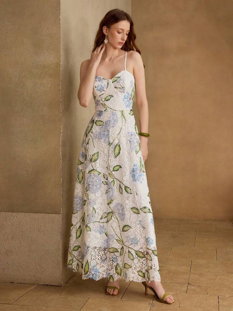 WOMEN'S ROMANTIC ELEGANT HOLLOW EMBROIDERED DIGITAL PLACEMENT PRINT LONG DRESS