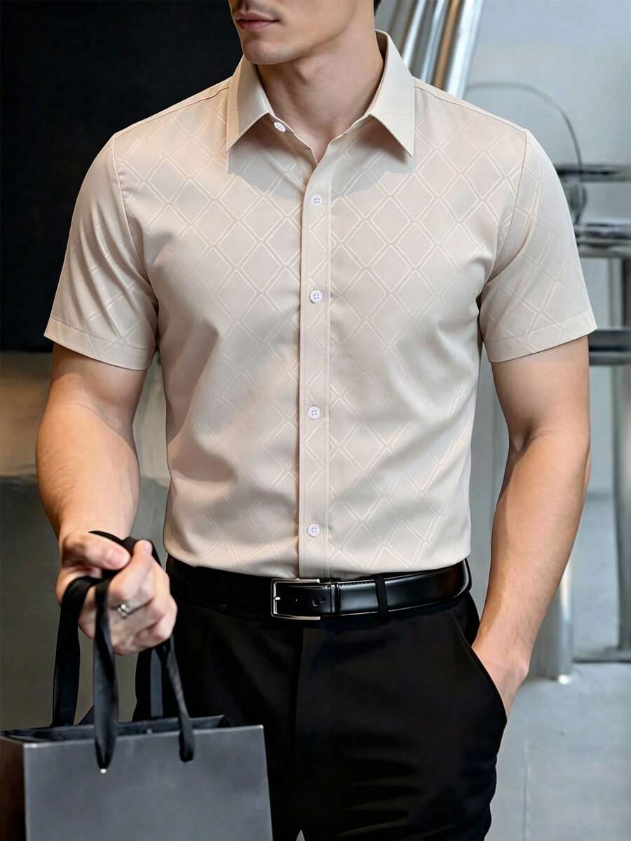 Manfinity Mode Áo sơ mi nam tay ngắn in họa tiết kim cương phong cách thường ngày - Màu Khaki - Xem 1