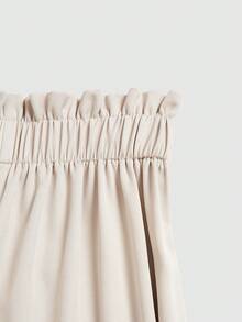 SHEIN Elenzya Quần tây nữ màu xanh hải quân kẻ sọc mới, cạp cao, thanh lịch, xếp ly, cạp chun, ống rộng, kiểu dáng thoải mái, thích hợp cho mùa xuân thu, đa năng cho việc đi làm hàng ngày. - Màu be - Xem 5