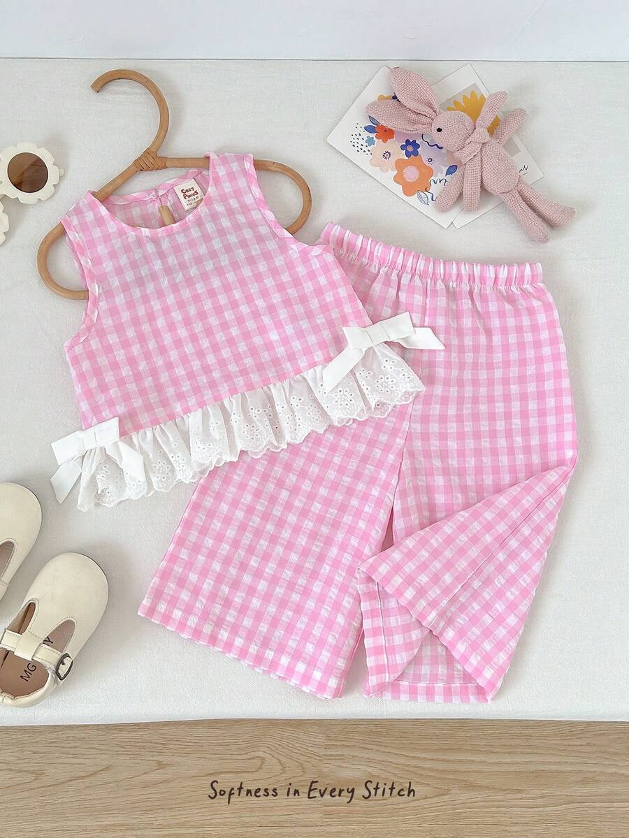 Cozy Pixies 女宝宝夏季可爱粉白格子荷叶边无袖上衣和松紧腰宽松裤套装 - 粉色 - 查看 1