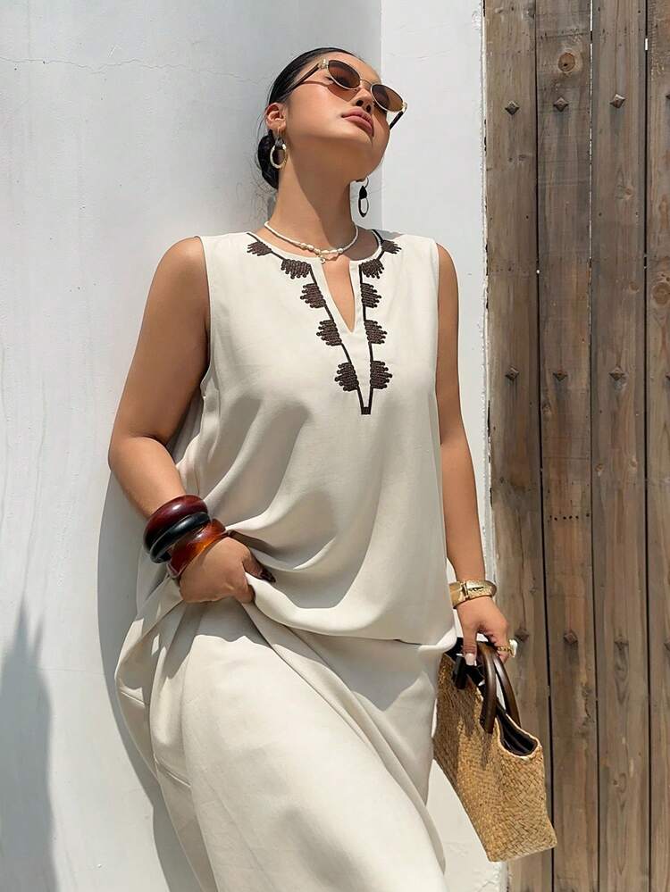 Dazy Plus Embroidered Sleeveless V-Neck Plus Size Women's Maxi Dress, Vacation Vibe, Spring/Summer