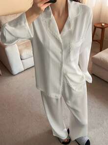 DAZY Bộ đồ ngủ nữ dáng rộng, thanh lịch, chất liệu satin jacquard kẻ sọc và ren phối hợp, thích hợp cho kỳ nghỉ hè. - trắng - Xem 7