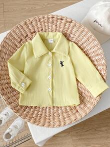 SHEIN Playful Pals Áo polo dài tay cổ bẻ cài nút, kiểu dáng đường phố cổ điển dành cho bé trai, màu đỏ trắng kẻ caro, thêu hình hiệp sĩ, thoải mái và thoáng khí, phù hợp cho mùa xuân và mùa thu, dự tiệc, mặc hàng ngày, đi học và du lịch. - Màu vàng - Xem 4