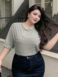 Dazy Plus Kaos Musim Panas Lengan Pendek Bergaris Hitam & Putih Ukuran Besar - Hijau - View 4