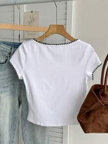 SHEIN EZwear 95%纯棉黑色荷叶边百搭简约纯色圆领短袖修身露脐T恤，女款 - 可爱柔美风，清新雅致，Y2K复古风，完美适用于西部音乐节、甜蜜约会、下午茶、春夏度假旅行、休闲居家穿着及返校季。 - 彩色 - 查看 2