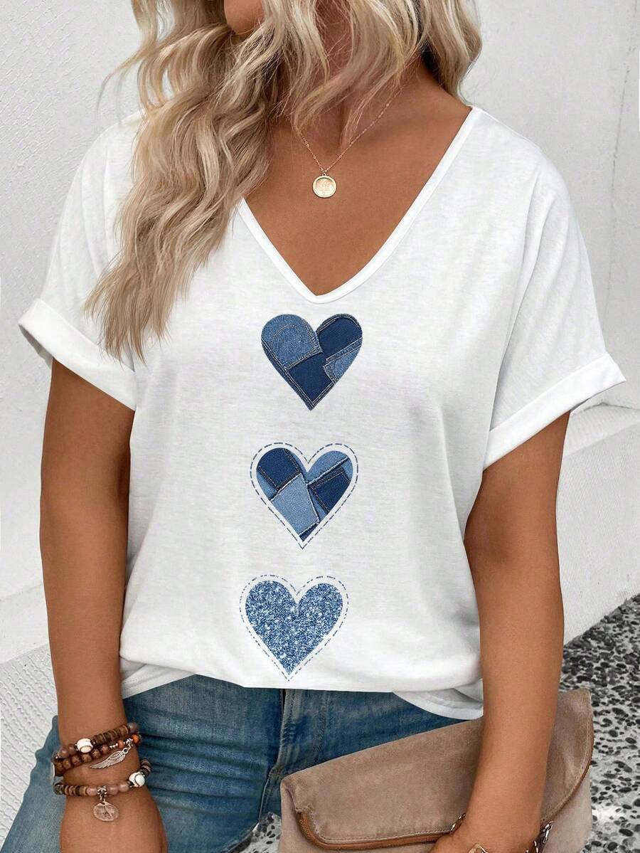 EMERY ROSE Plus Size Women Heart Print V-Neck Short Sleeve Casual T-Shirt - White - View 1