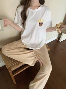 DAZY 女士可爱字母和小熊印花T恤和裤子睡衣套装，夏季 - 白色 - 查看 3