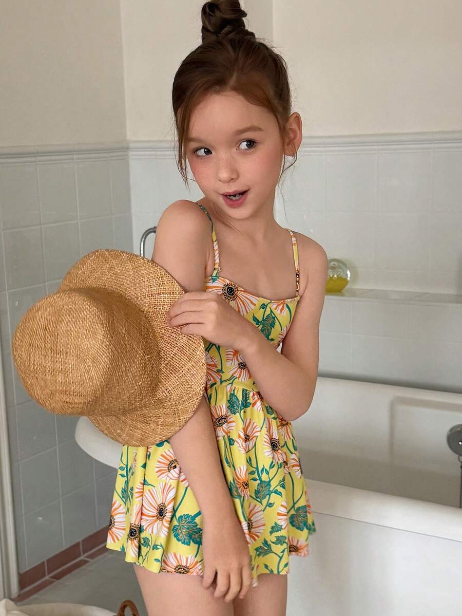 Livesso Conjunto de traje de baño con falda con estampado floral diminuto para niñas - Amarillo - Ver 1