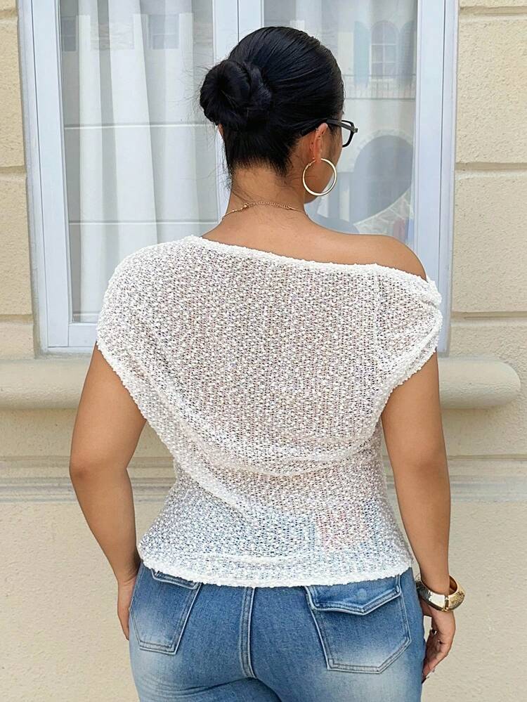 Dazy Plus Textured Fabric Pleated Shoulder Short Sleeve Elegant Plus Size Women Summer T-Shirt