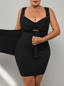 SHEIN CURVE+ Áo định hình cơ thể cỡ lớn có thể điều chỉnh, với phần eo ôm sát, nâng hông và kiểm soát vùng bụng, màu đen. Đây là một chiếc áo định hình cơ thể phối ren với họa tiết ren và hoa 3D. - màu đen - Xem 7