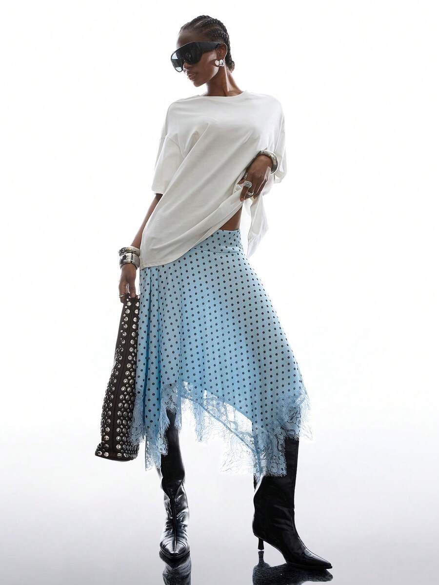 LYSMO Chân váy nữ họa tiết chấm bi phối ren, vạt lệch vai, chất liệu bất đối xứng. - Màu xanh lam - Xem 1