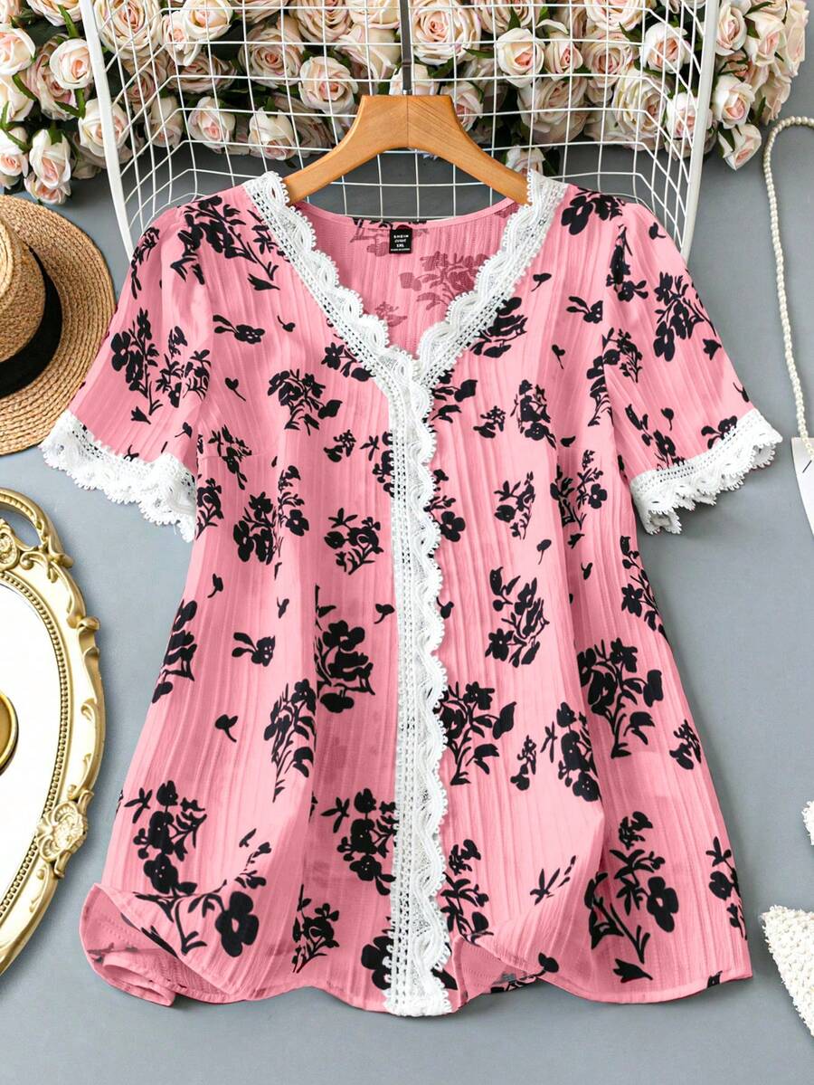 SHEIN LUNE 大码女式V领拼接花卉印花休闲优雅通勤短袖衬衫 - 粉色 - 查看 1