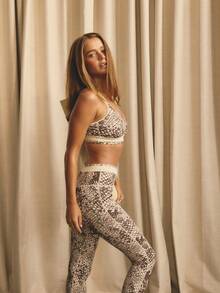 Aralina Snakeskin Texture Contour Fit Stretch Fabric Breathable Elastic Activewear Summer Outfits For Women Workout Sets Women Athletic Leggings - Multicolor - View 3