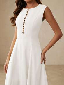 Aveloria Modichic Elegantes, anmutiges, schickes, luxuriöses Modekleid mit rundem Ausschnitt, exquisiter Perlenapplikation vorne, taillierter Taille und ärmellos - Weiss - Übersicht 1