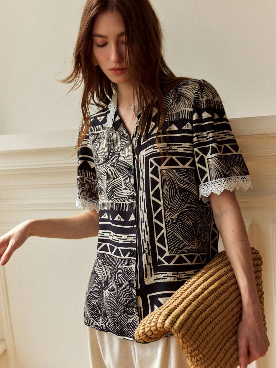 Écloséra Blusa de estilo francés retro con estampado floral en blanco y negro para mujer, camisa de manga farol holgada, top de verano, conjunto de verano versátil, camisa vintage, ropa de trabajo/oficina, top casual elegante, camisa de verano - Negro - Ver 1