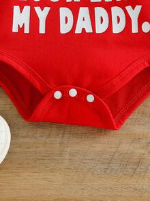 Áo liền thân in chữ, màu trắng tay ngắn, trung tính, dành cho bé sơ sinh unisex, phù hợp mọi mùa. - Đỏ - Xem 5