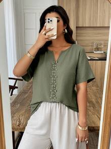 Weeklong Blusa holgada de manga corta con estampado floral, parches y volantes para mujer talla grande, ideal para vacaciones de primavera/verano - Verde militar - Ver 5