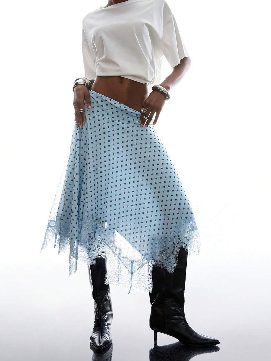 LYSMO Chân váy nữ họa tiết chấm bi phối ren, vạt lệch vai, chất liệu bất đối xứng. - Màu xanh lam - Xem 1
