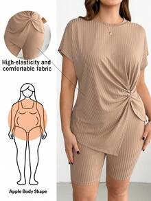 Shapeblank Bộ đồ nữ cỡ lớn mùa xuân/hè thời trang thường ngày thoải mái, co giãn tốt, cơ bản, tôn dáng gồm áo ngắn tay màu mơ và kaki cùng quần short kiểu biker, trang phục mùa hè, trang phục sân bay, thời trang đường phố, phong cách đơn giản. - Màu Khaki - Xem 1