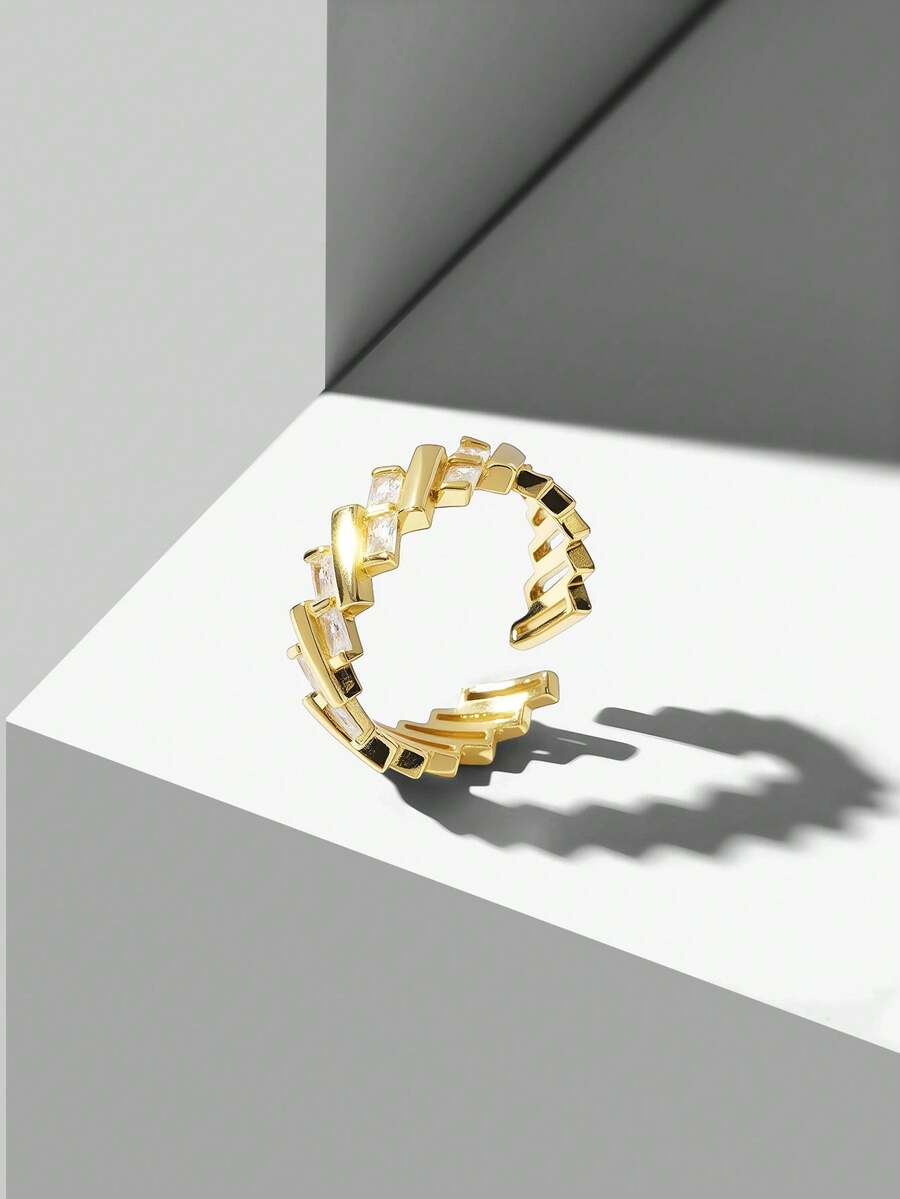 MOTF PREMIUM Vòng tay cao cấp hình chữ nhật mạ vàng 18K đính đá zirconium. - Vàng - Xem 1